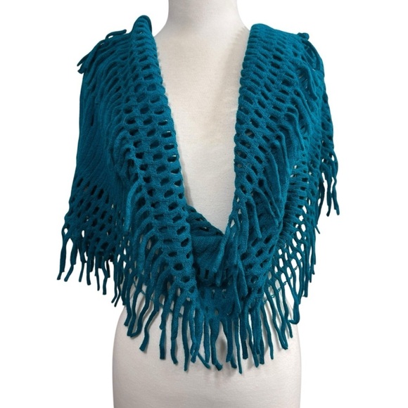 Accessories - Teal Knitted Fringe Shawl